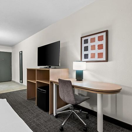Spark By Hilton Bensalem Philadelphia Esterno foto