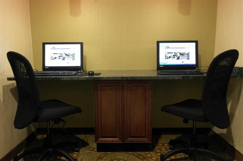 Spark By Hilton Bensalem Philadelphia Esterno foto